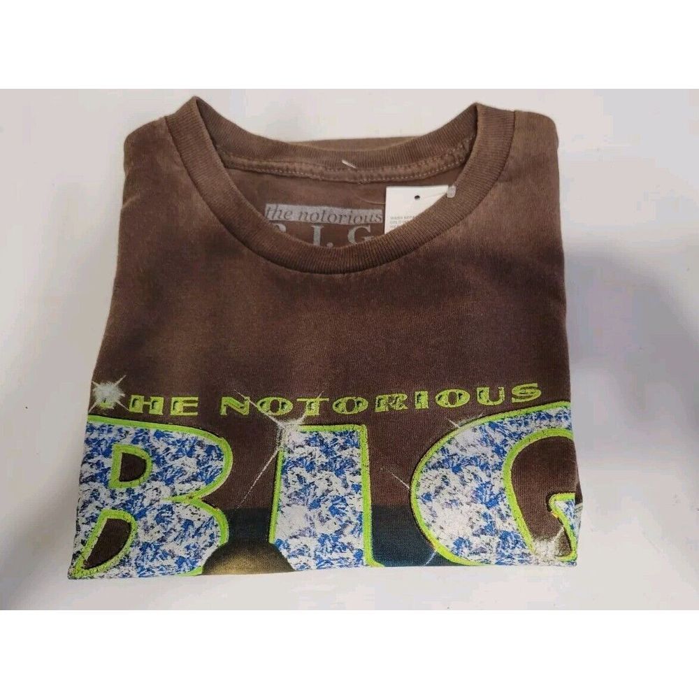 Biggie Smalls Notorious B.I.G. T-shirt-size‎ SMALL- VINTAGE LOOK